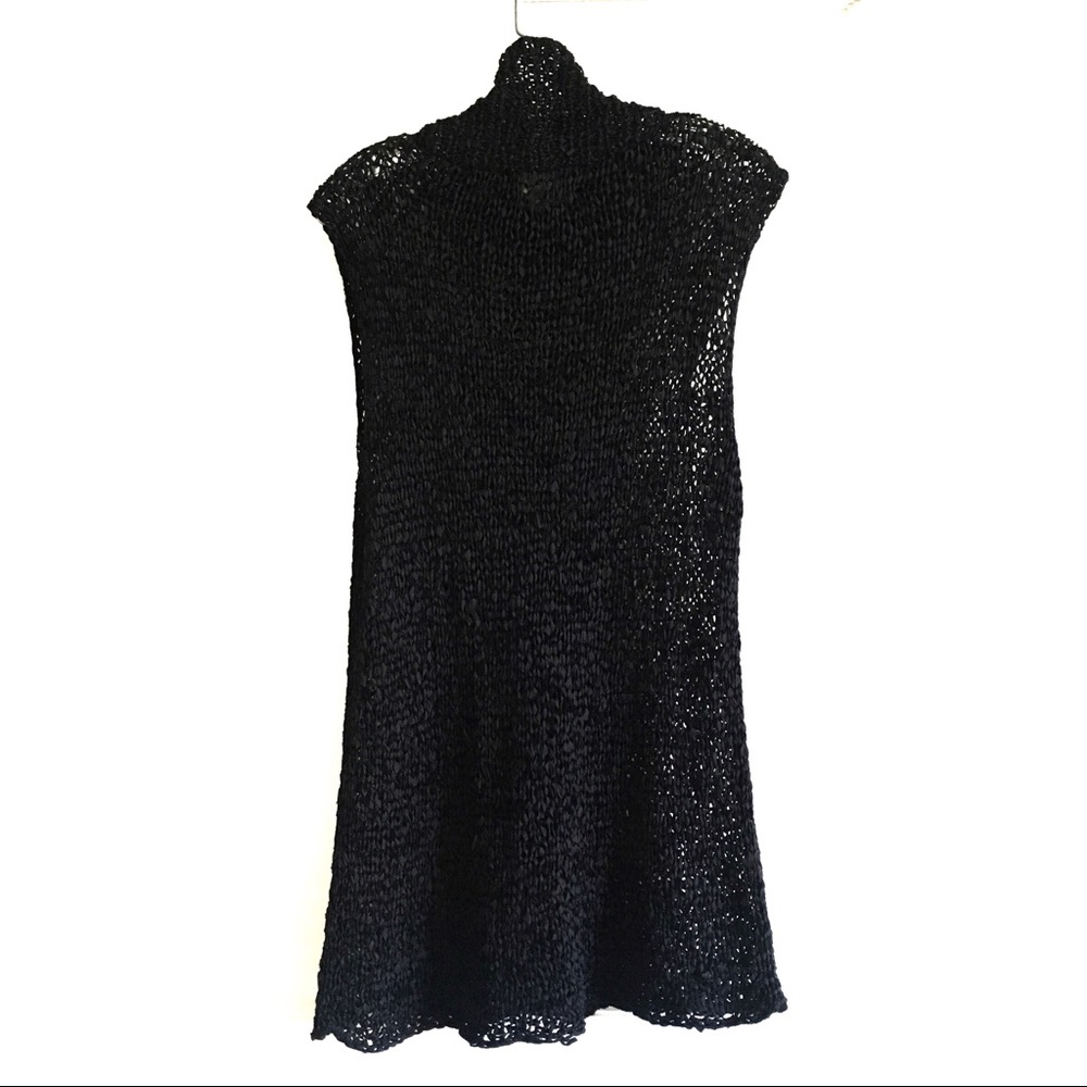 3/$30!!! DANA BUCHMAN - sleeveless silk knit top